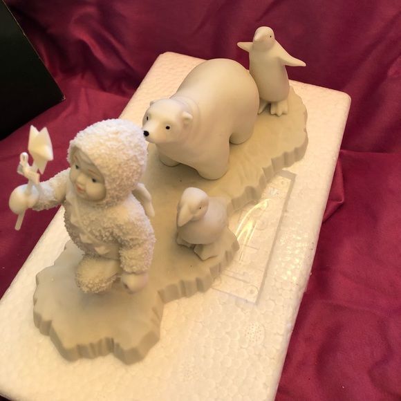 Snowbabies Figurine - Picture 5 of 5